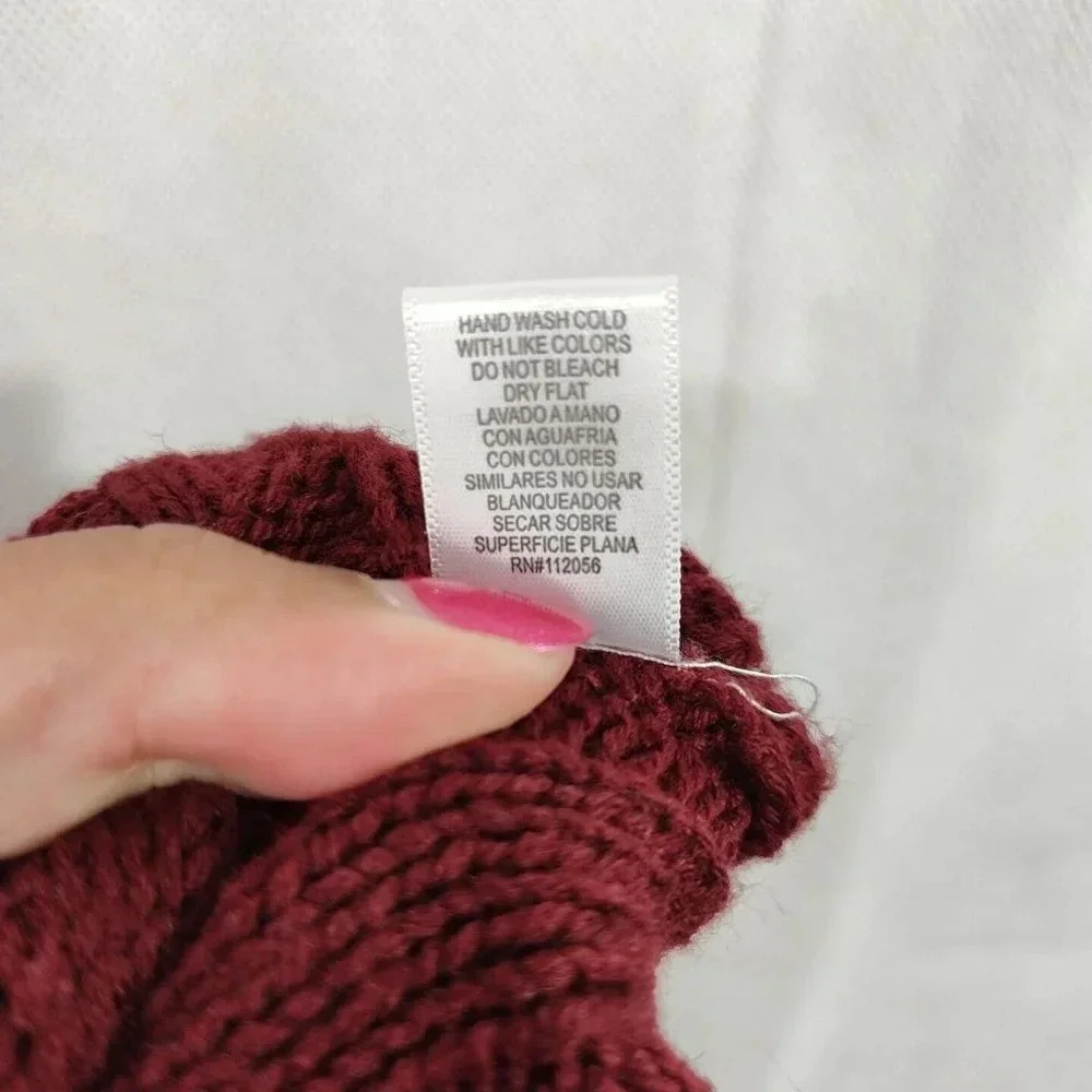 Zenana Outfitters Button Up Cardigan Cable Sweater Size M Burgundy Red Acrylic - Picture 7 of 7